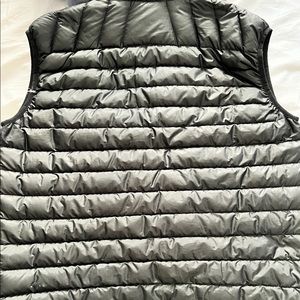 Patagonia grey vest